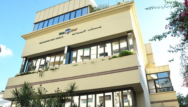 مصير غامض يهدد مئات الأسر.. أجراء “درابور ورمال” يصعّدون احتجاجاتهم في الدار البيضاء