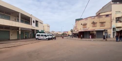 “لن يهمش أحد”.. سلطات الدشيرة تطمئن التجار “المقصيين” وتعد بحلول منصفة.