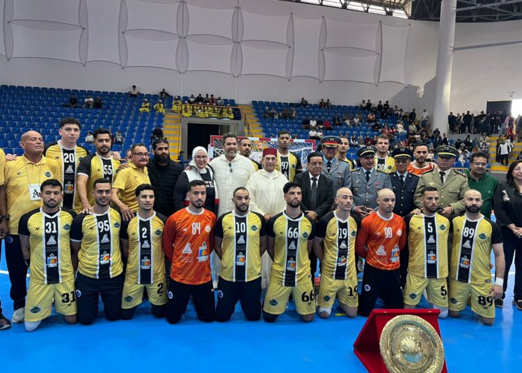 والي جهة سوس ماسة يشرف على تتويج رجاء أكادير بلقب البطولة الوطنية لكرة اليد