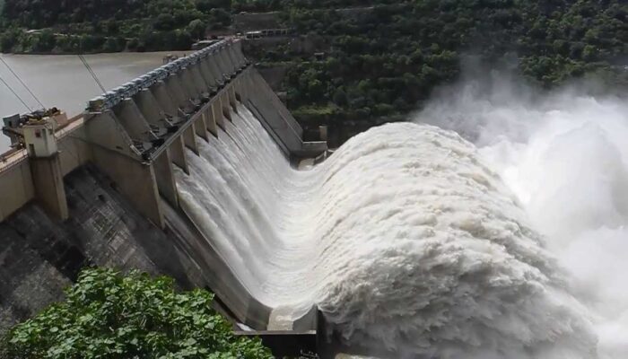 تأمين الشرب لسنتين وتشييد 73 سداً جديداً.. أبرز أرقام وزير التجهيز والماء بالبرلمان